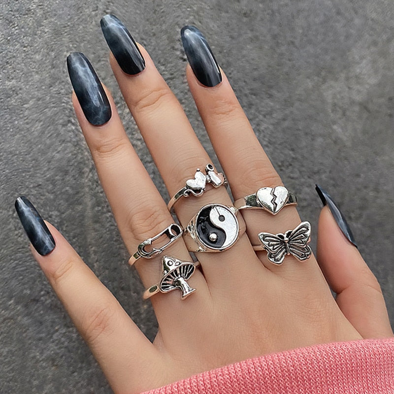 Hiphop Vintage Rings Set for Women Men Aesthatic Retro Punk Silver Plated Heart Flower Butterfly Chain Finger Ring Jewelry 2022 - No.7 54857
